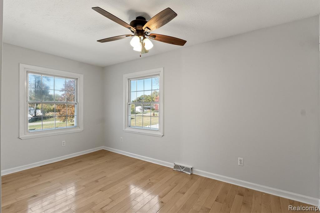 45100 W 10 Mile Road, Novi, MI — Photo 20