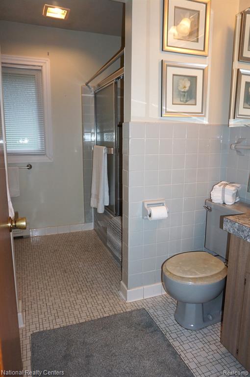 4858 GRANDVIEW Drive, Ypsilanti, MI 48197 — Photo 21