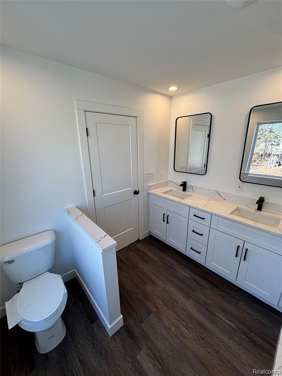 728 E Meyers Avenue, Hazel Park, MI 48030 — Photo 28