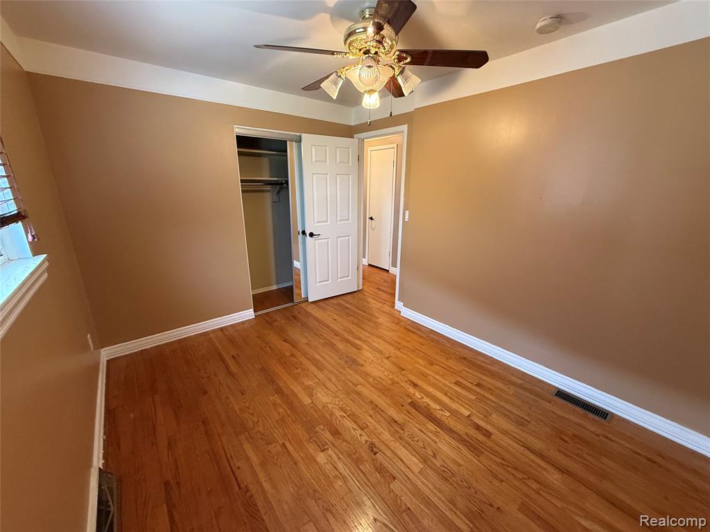 6484 Drexel Street, Dearborn Heights, MI 48127 — Photo 12