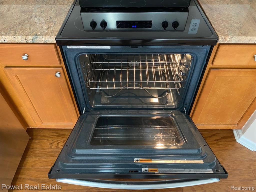 47939 CARDIFF Avenue, Canton, MI 48188 — Photo 11