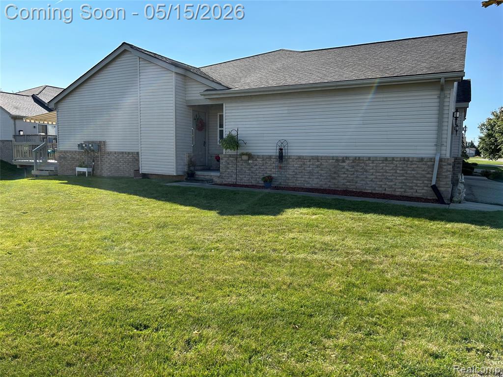 41011 Williams Street, 246, Grand Blanc, MI 48439 — Photo 2