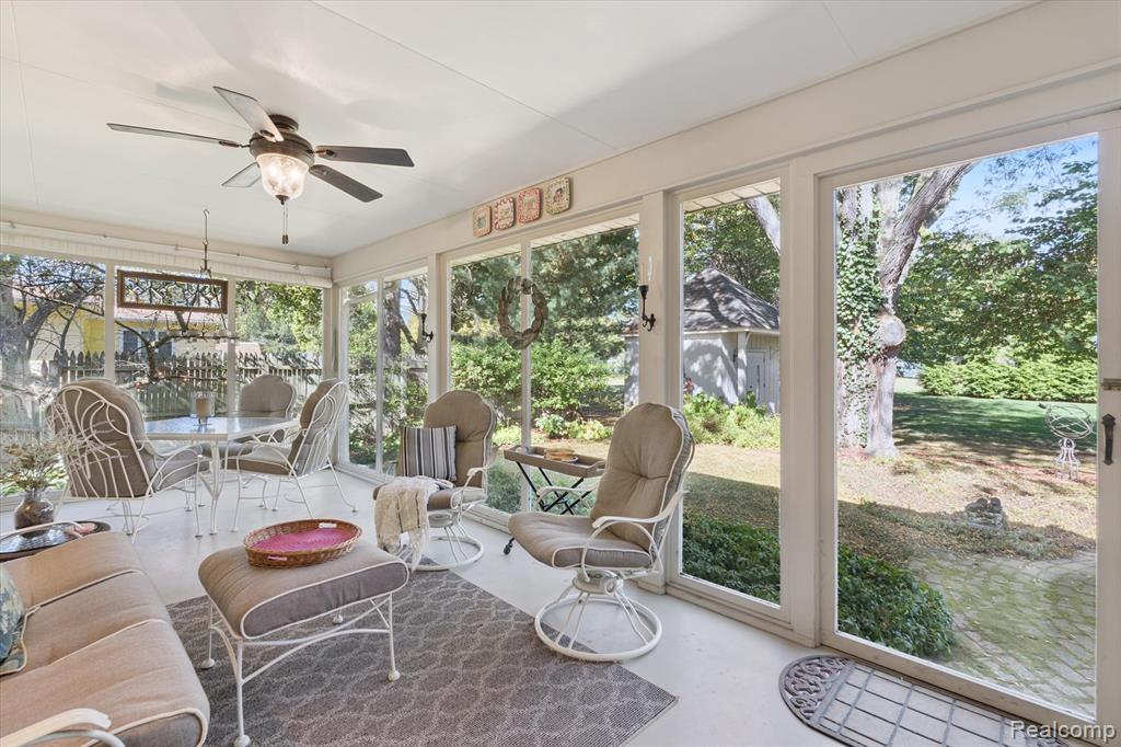 915 E River Road, Flushing, MI 48433 — Photo 19