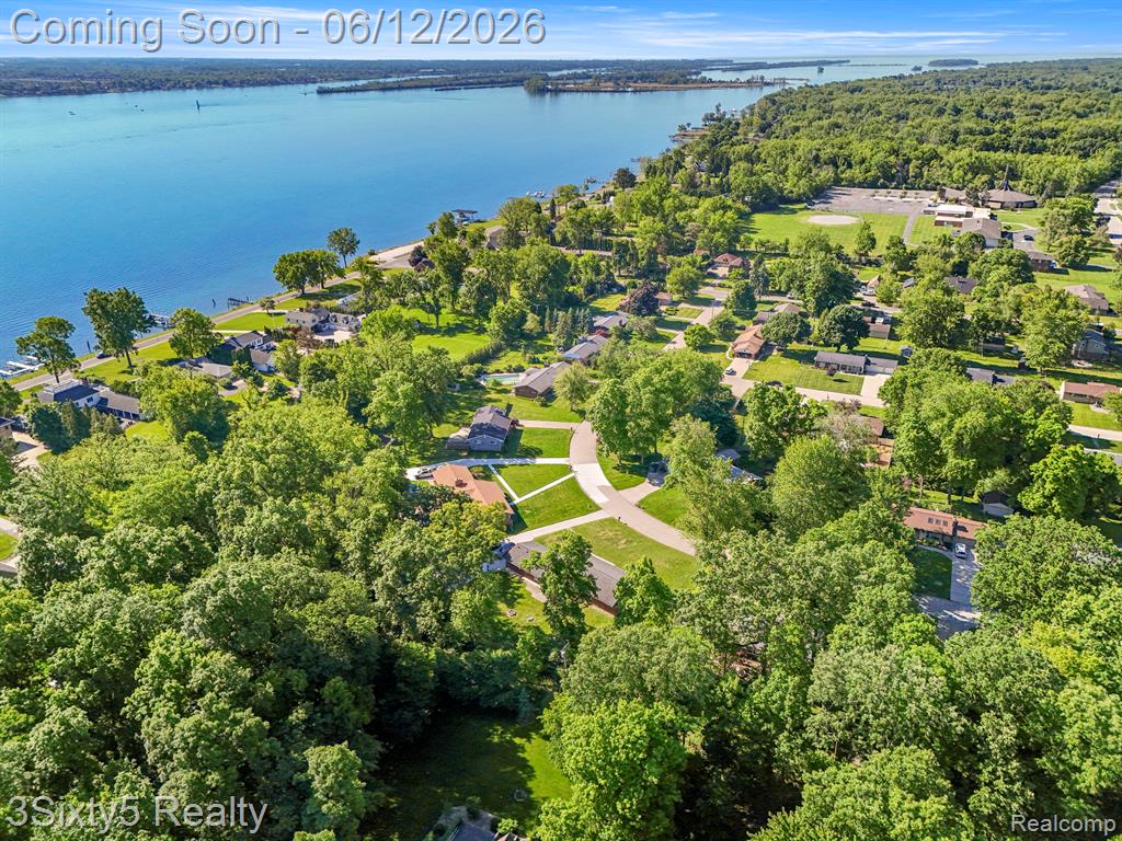 7714 Bournemouth Avenue, Grosse Ile, MI 48138 — Photo 55
