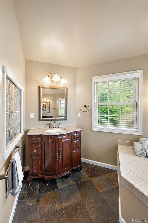 5035 Hidden Ridge Drive, Metamora, MI 48455 — Photo 35
