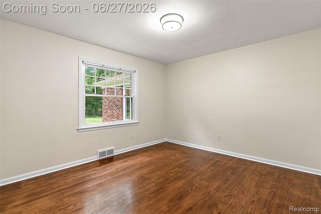 21235 River Road, Grosse Pointe Woods, MI 48236 — Photo 22