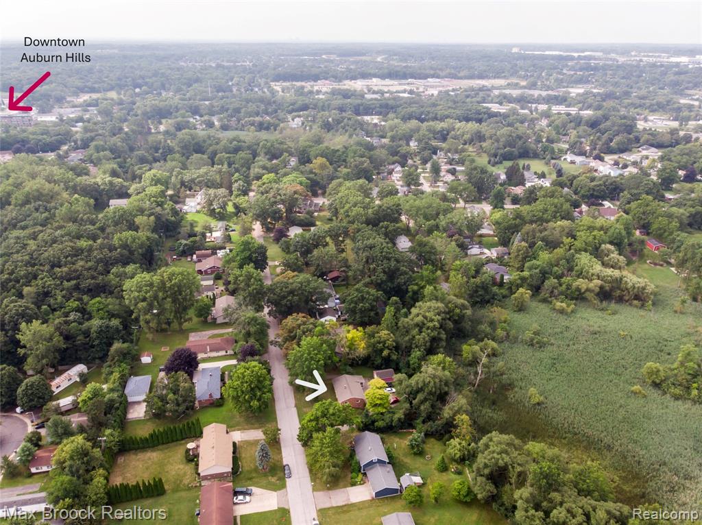 465 Robert Court, Auburn Hills, MI 48326 — Photo 22