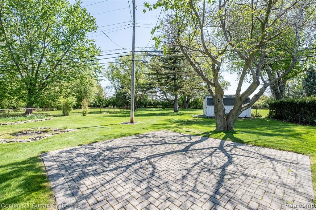 11700 Farley, Redford, MI 48239 — Photo 55