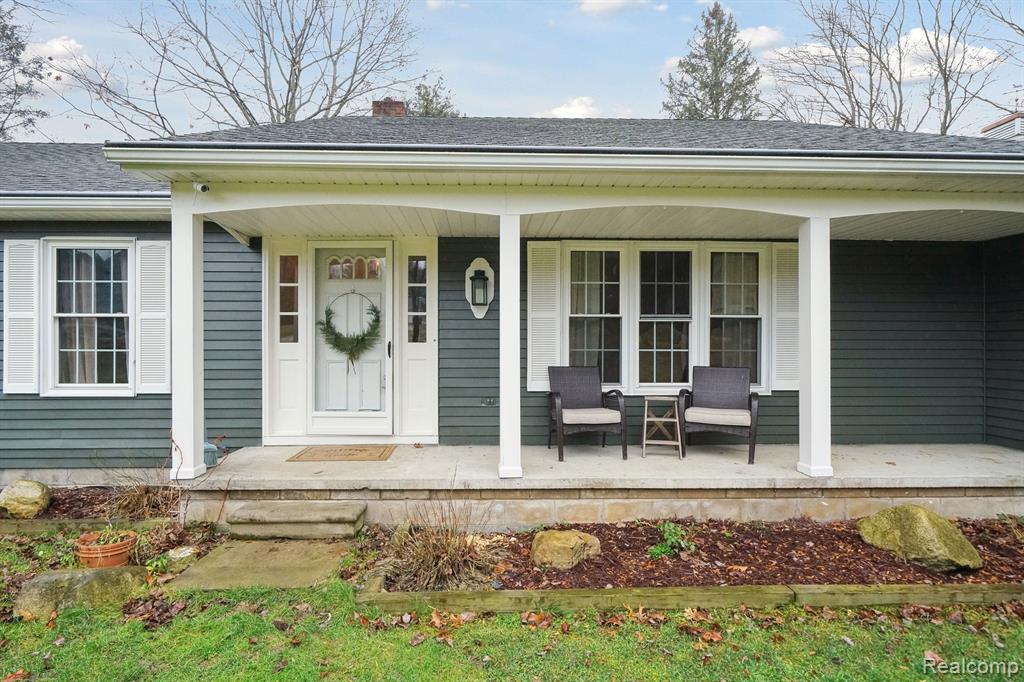 4186 BRANDON Drive, Howell, MI 48843 — Photo 5