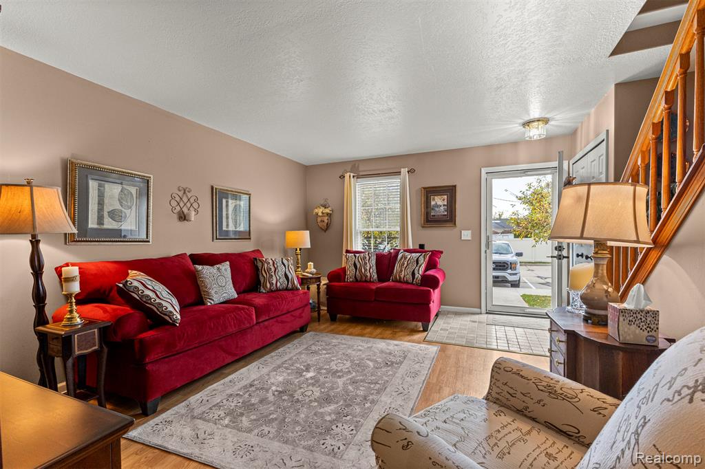 29307 W Jefferson Avenue, 14, Gibraltar, MI — Photo 5