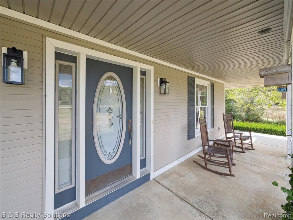8560 Hough Road, Almont, MI 48003 — Photo 6