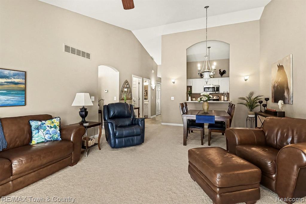 7241 Kings Way, Flushing, MI 48433 — Photo 5