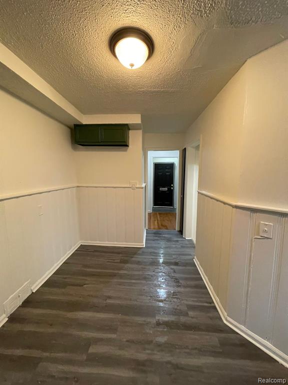 9375 PENROD Street, Detroit, MI 48228 — Photo 20