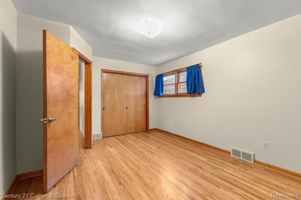8464 Becker Avenue, Allen Park, MI 48101 — Photo 13