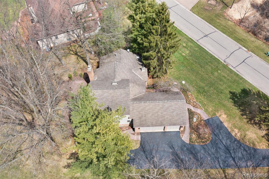 4435 OAK POINTE Drive, Brighton, MI 48116 — Photo 72