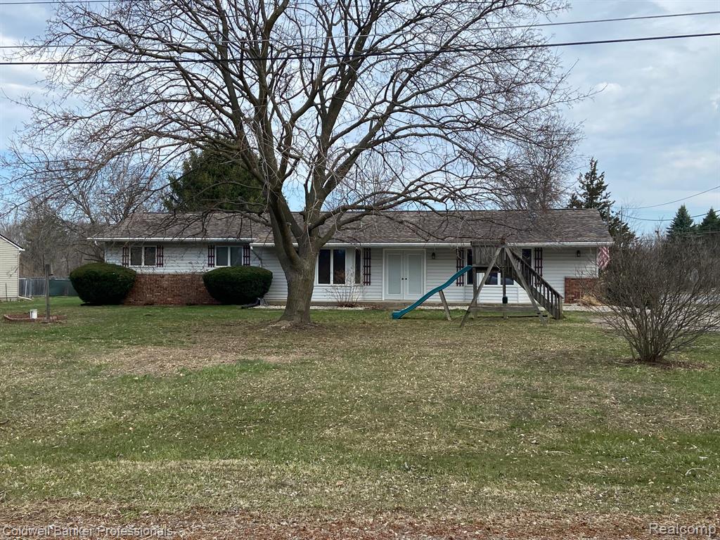3886 Poit Drive, Lapeer, MI 48446 — Photo 2