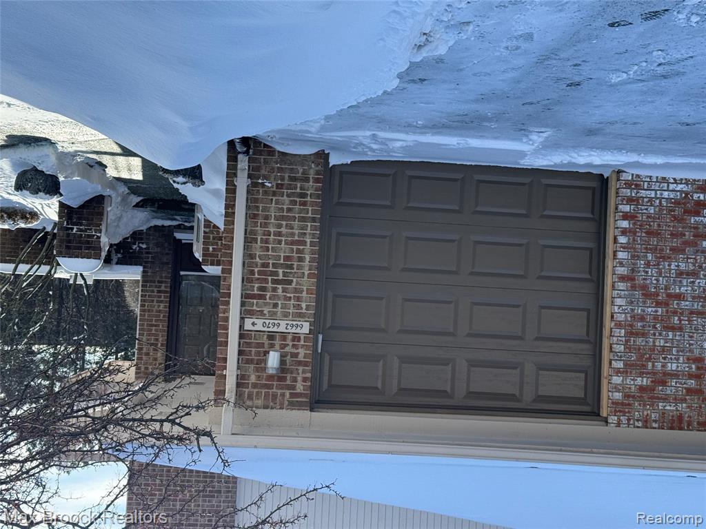 6670 Maple Lakes Drive, West Bloomfield, MI — Photo 6