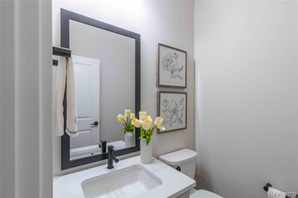 5532 Timber Glen Court, Ann Arbor, MI 48108 — Photo 38