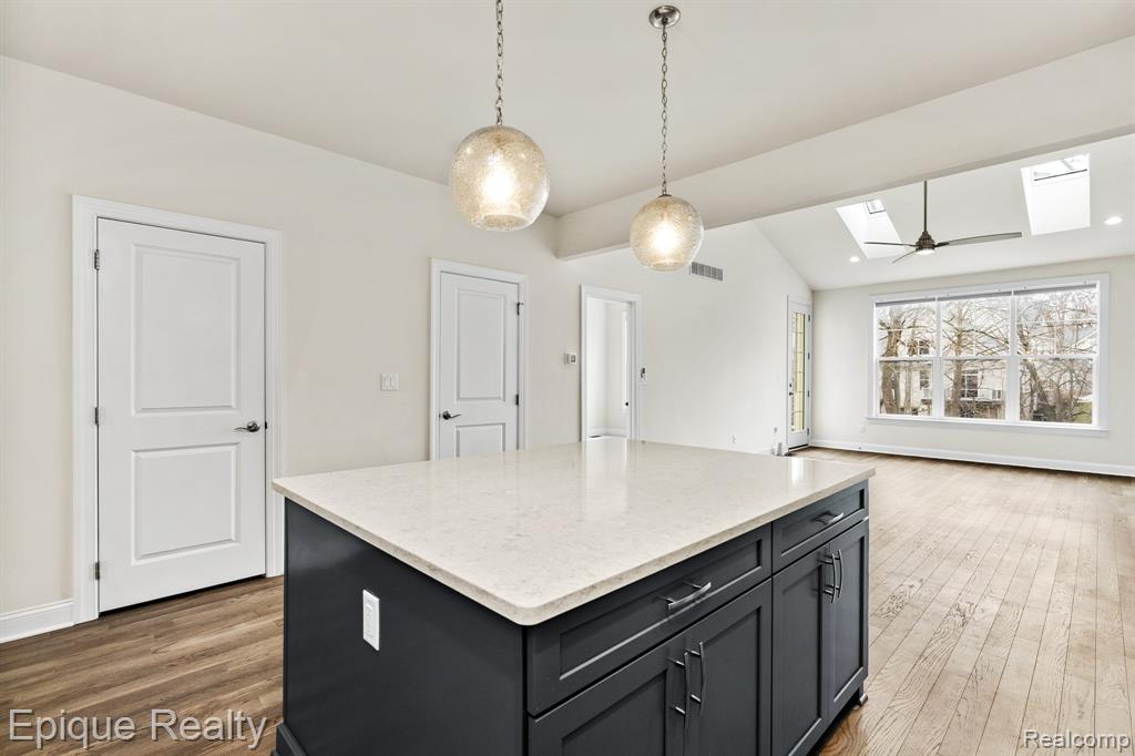 3090 N Spurway Drive, Ann Arbor, MI 48105 — Photo 9