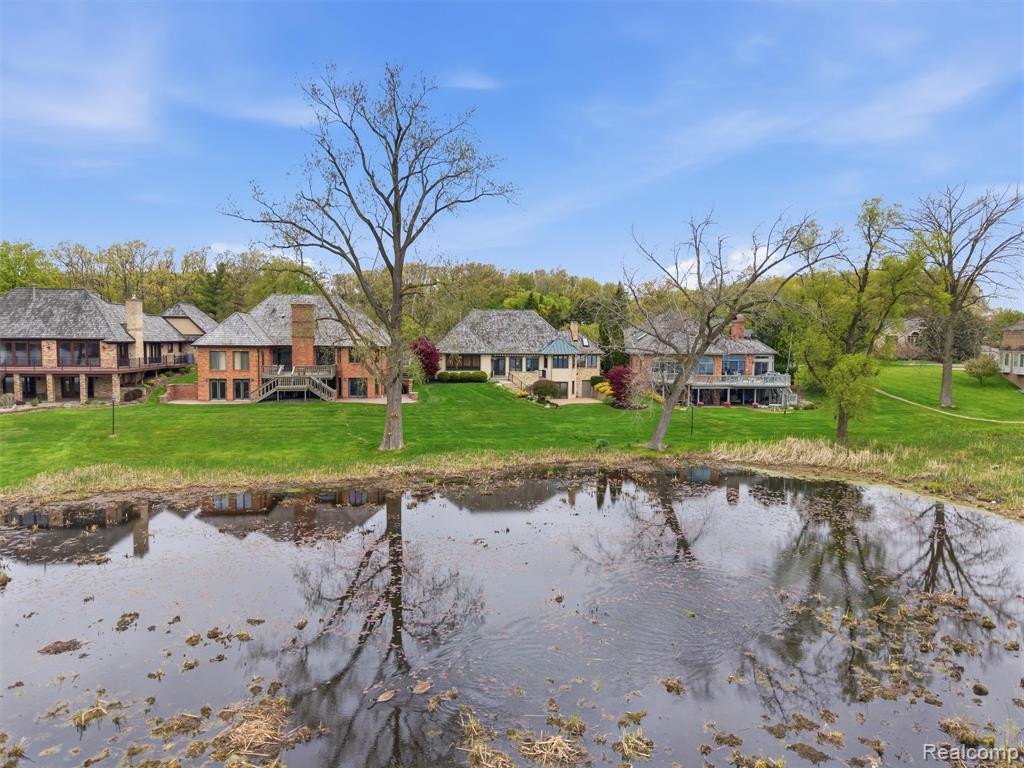23 Chateaux Du Lac, Fenton, MI 48430 — Photo 58