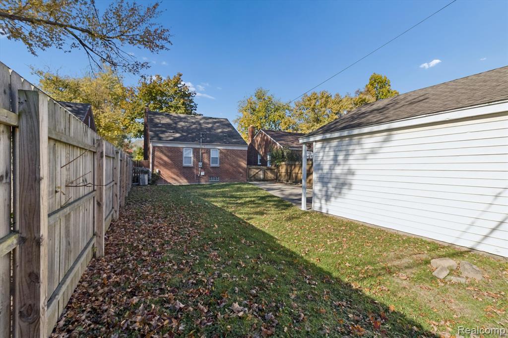 7853 Robinson Avenue, Allen Park, MI 48101 — Photo 53