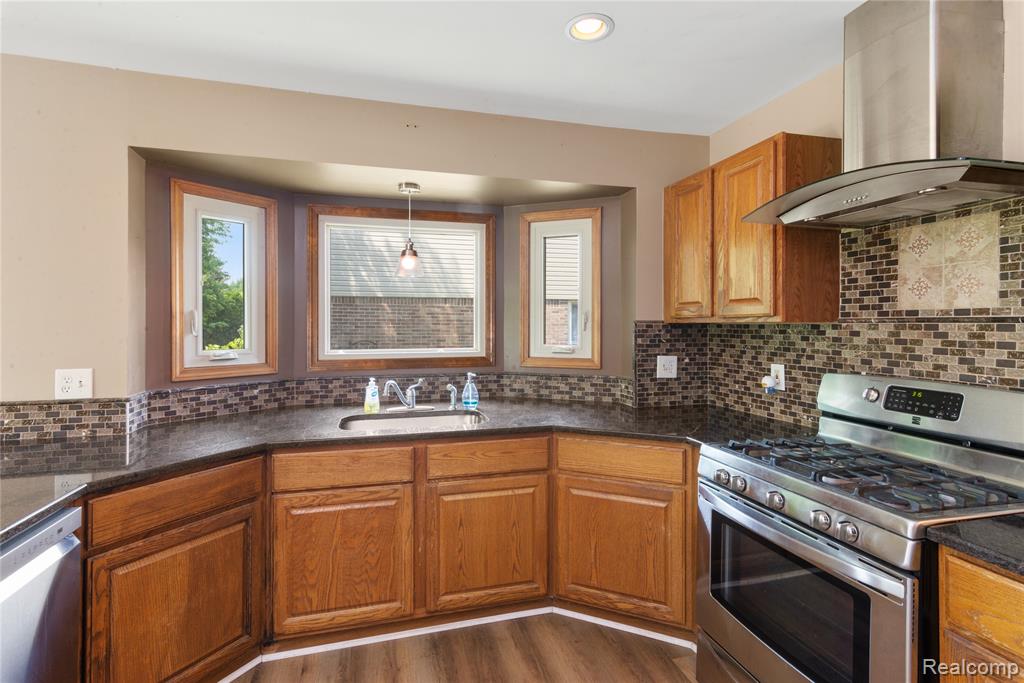 48649 Arnold Drive, Macomb, MI 48044 — Photo 11