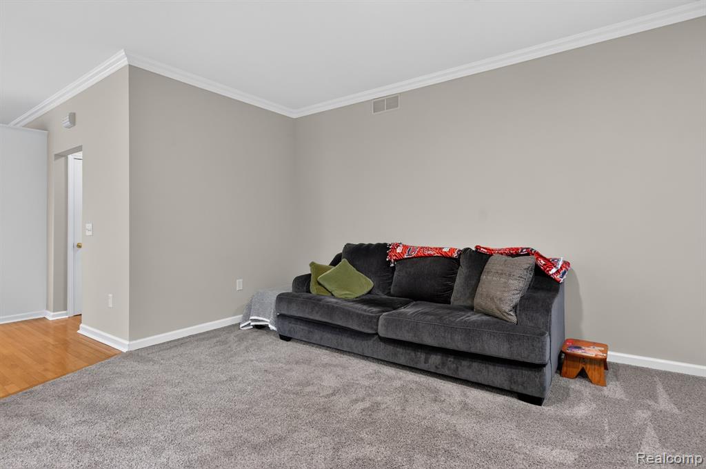 7943 Debora Drive, Brighton, MI 48114 — Photo 17