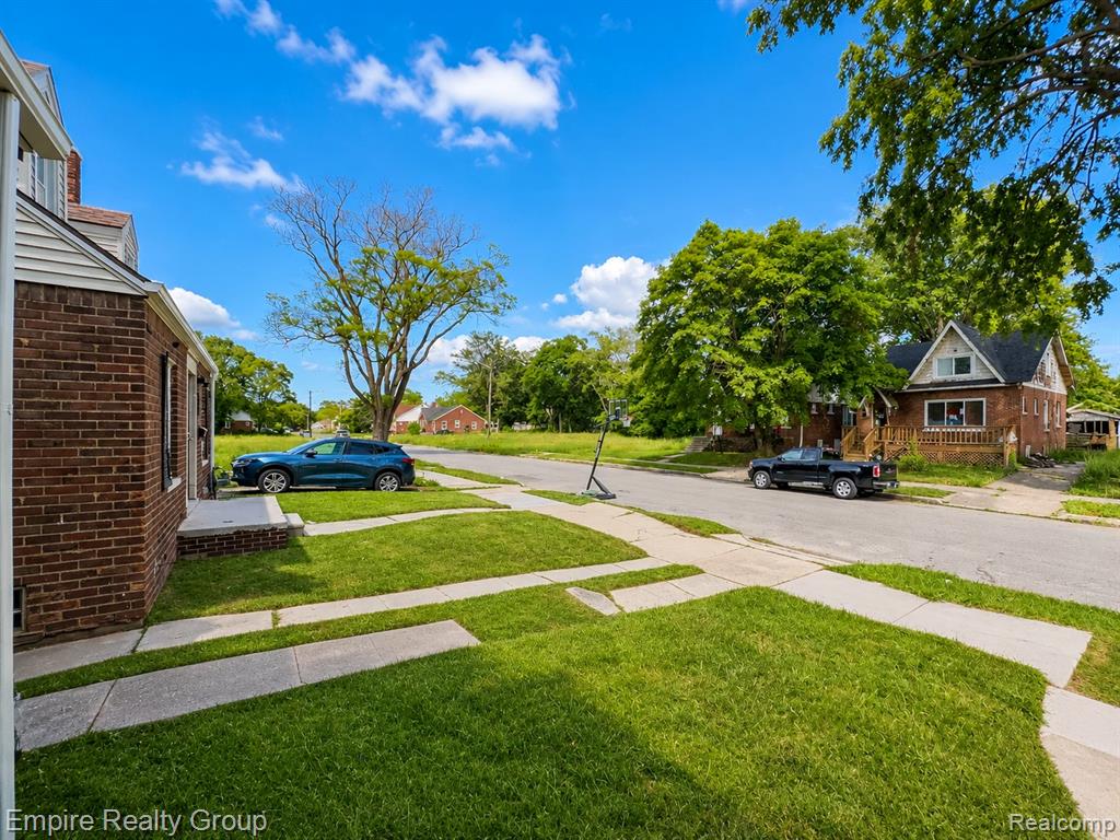12719 Wade Street, Detroit, MI 48213