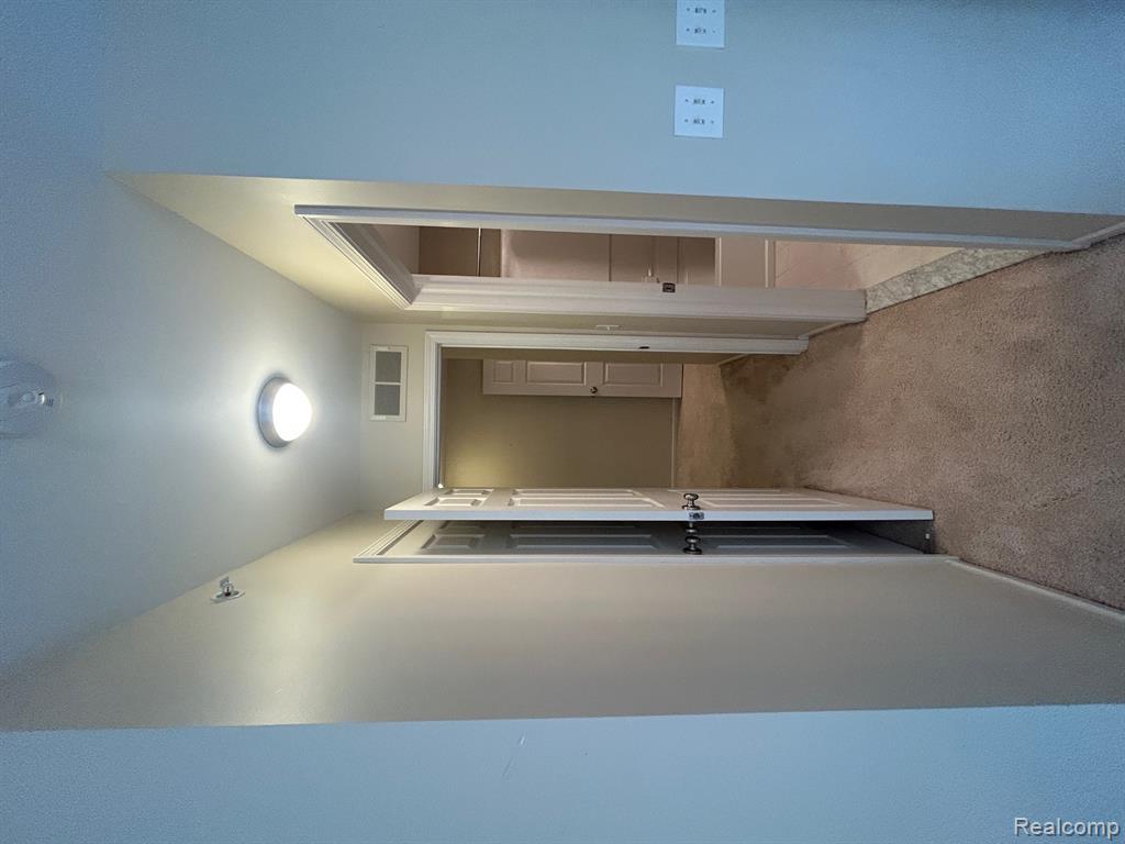 39798 ROCKCREST Circle, Northville, MI — Photo 18