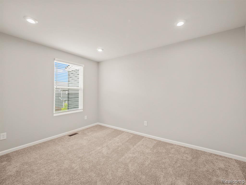 4837 GLENORA Drive, Lake Orion, MI — Photo 21