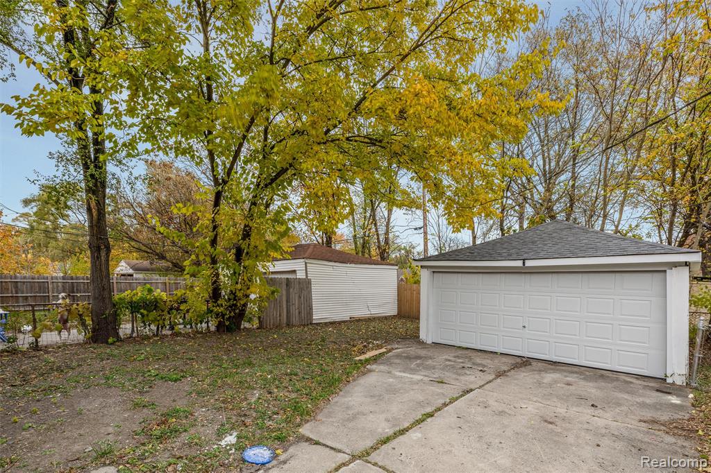 9710 Somerset Avenue, Detroit, MI 48224 — Photo 26