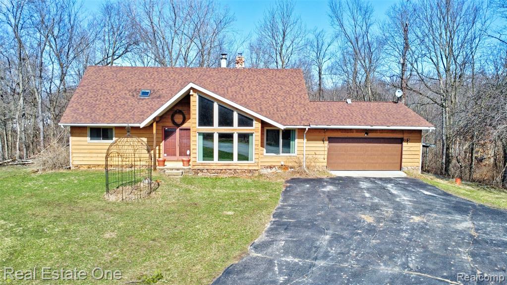 5307 Metamora Road, Metamora, MI 48455 — Photo 2