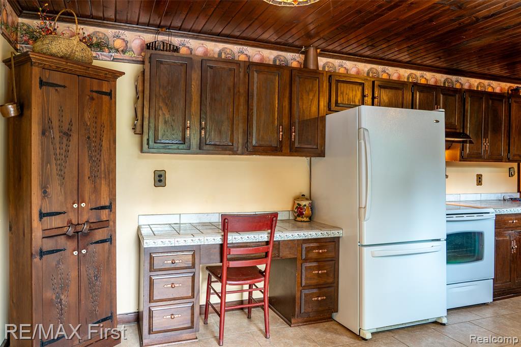 7470 Thornwood Street, Canton, MI 48187 — Photo 28
