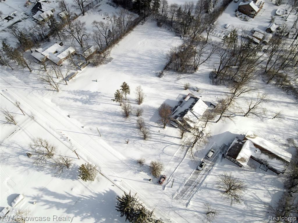 29230 Greening Street, Farmington, MI 48334 — Photo 44