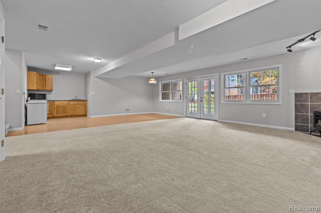 4648 Oak Lane, Whitmore Lake, MI 48189 — Photo 30