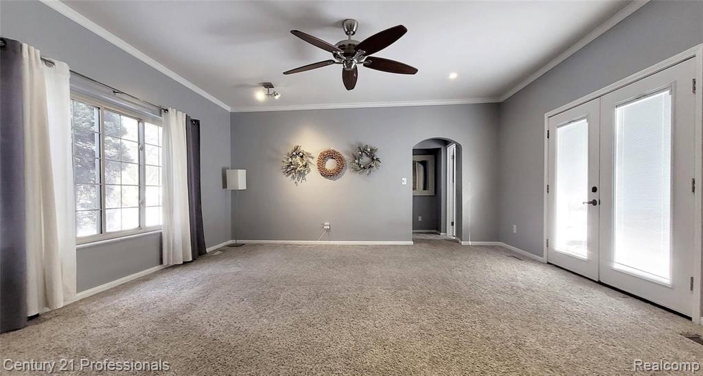575 Troyvally Street, Troy, MI 48098 — Photo 15