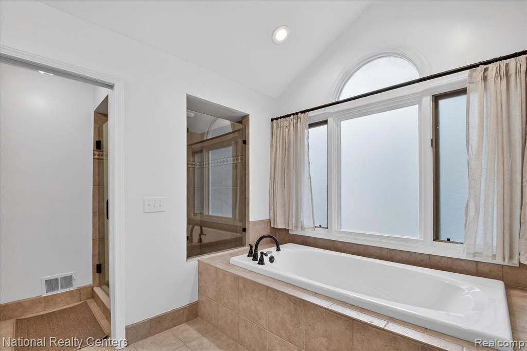 54366 Royal Troon Drive, South Lyon, MI 48178 — Photo 21