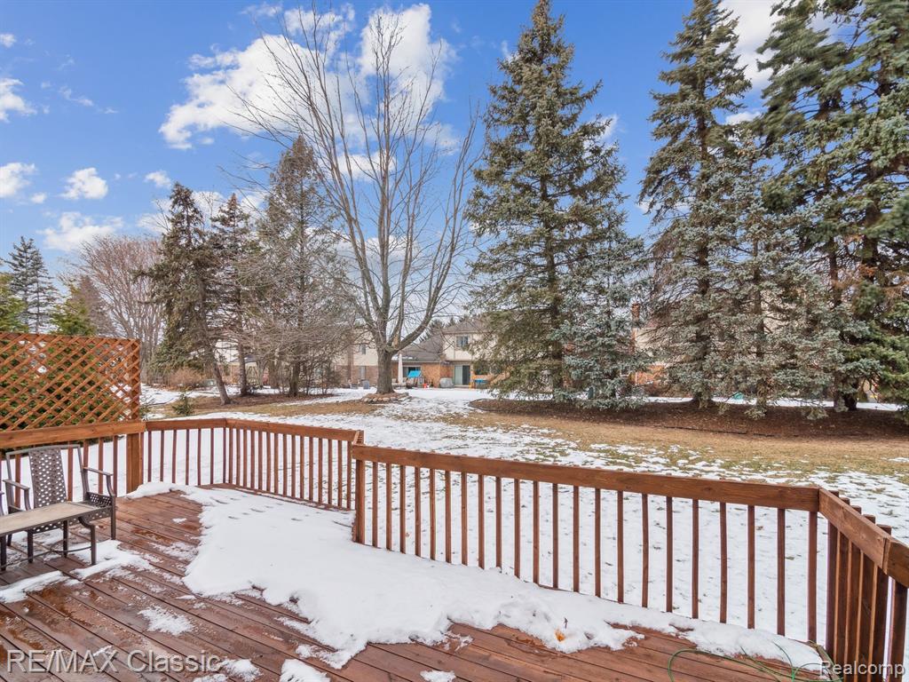 41830 PON MEADOW Drive, Northville, MI 48168 — Photo 26
