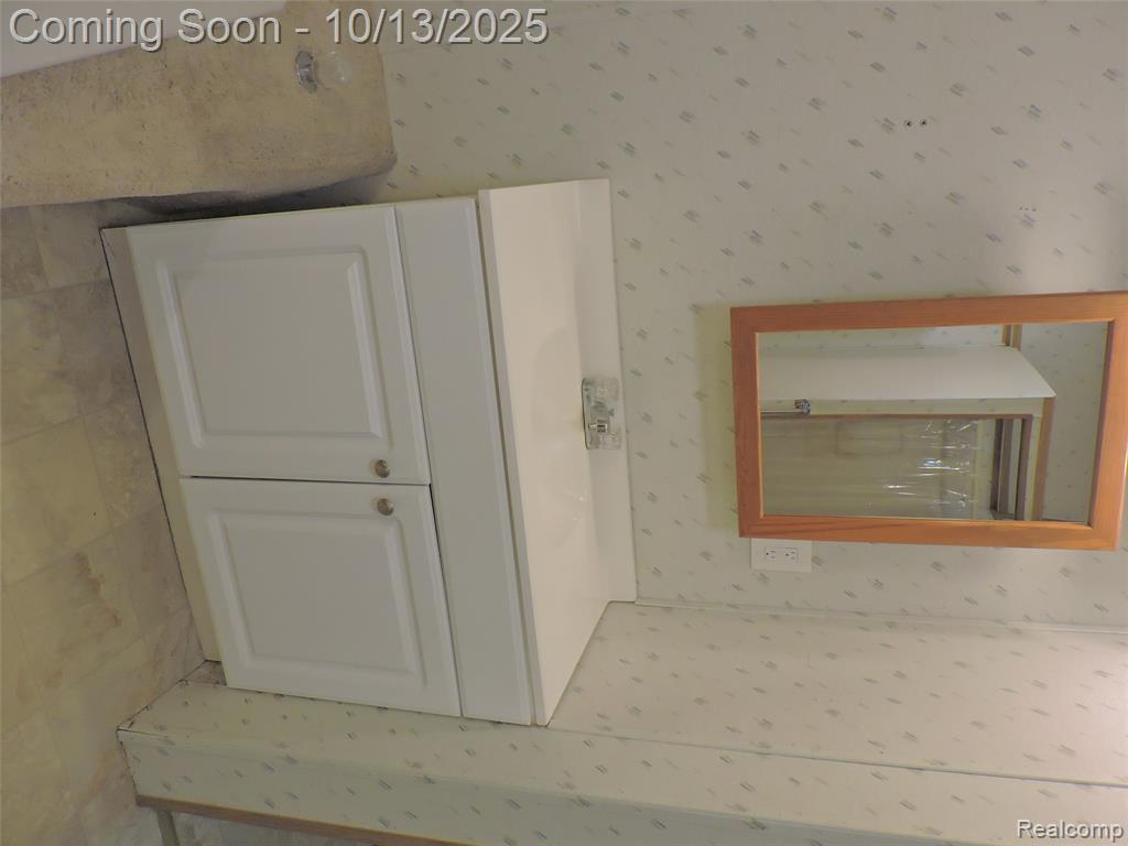 1475 S Nichols Road, Swartz Creek, MI 48473 — Photo 23