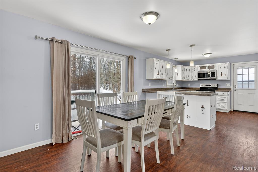 5417 Rensselear Drive, Lapeer, MI 48446 — Photo 9