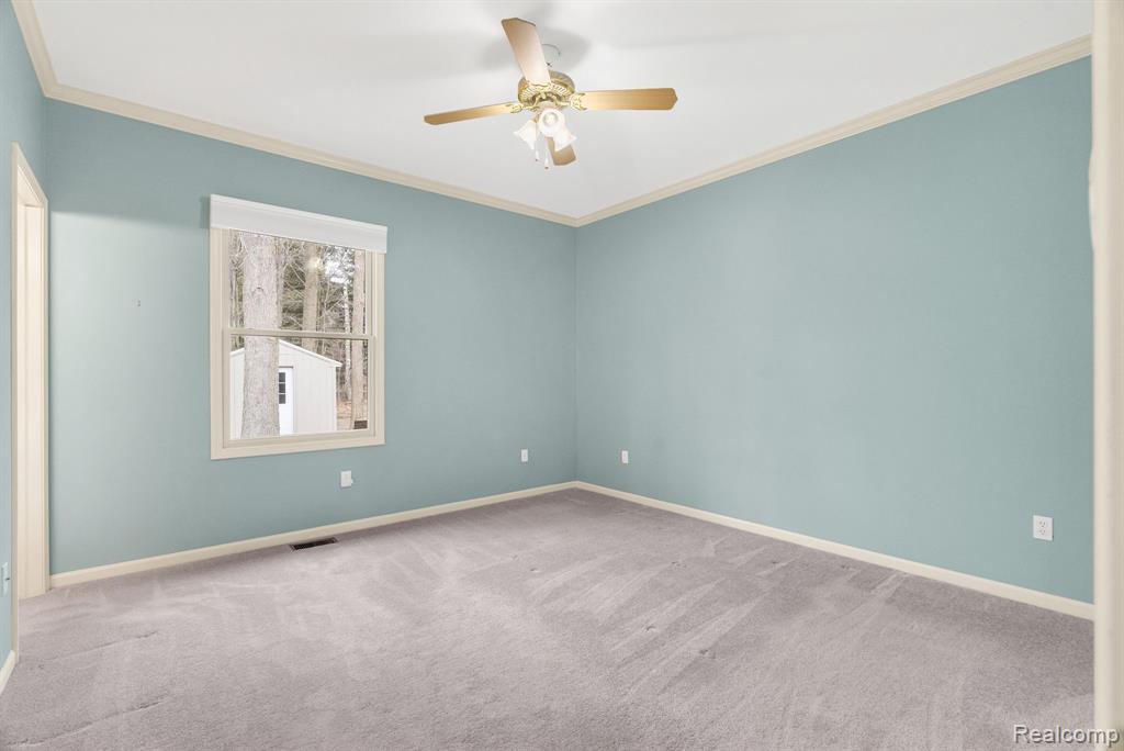4039 Stoney Creek Drive, Fort Gratiot, MI 48059 — Photo 20