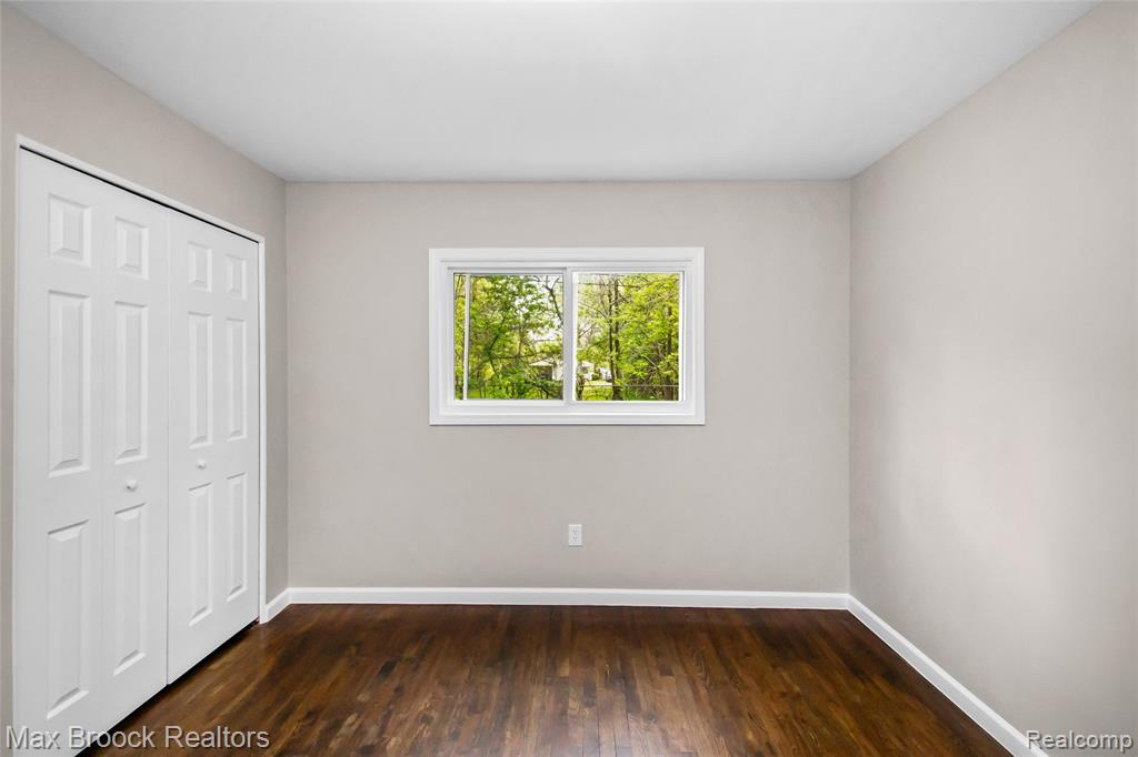 493 Luther Avenue, Pontiac, MI 48341 — Photo 12