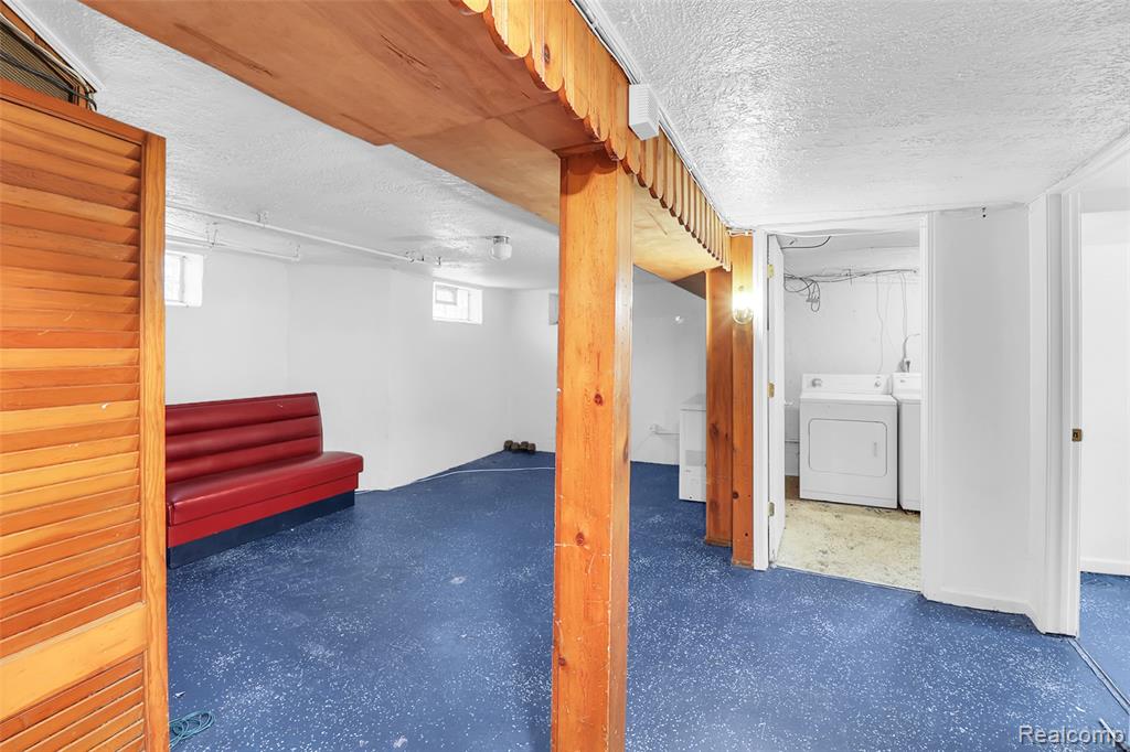 16764 Blackstone Street, Detroit, MI 48219 — Photo 28