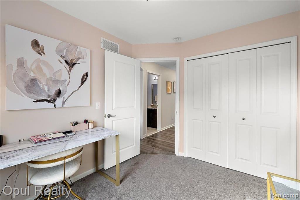 442 N WIXOM Road, Wixom, MI 48393 — Photo 28