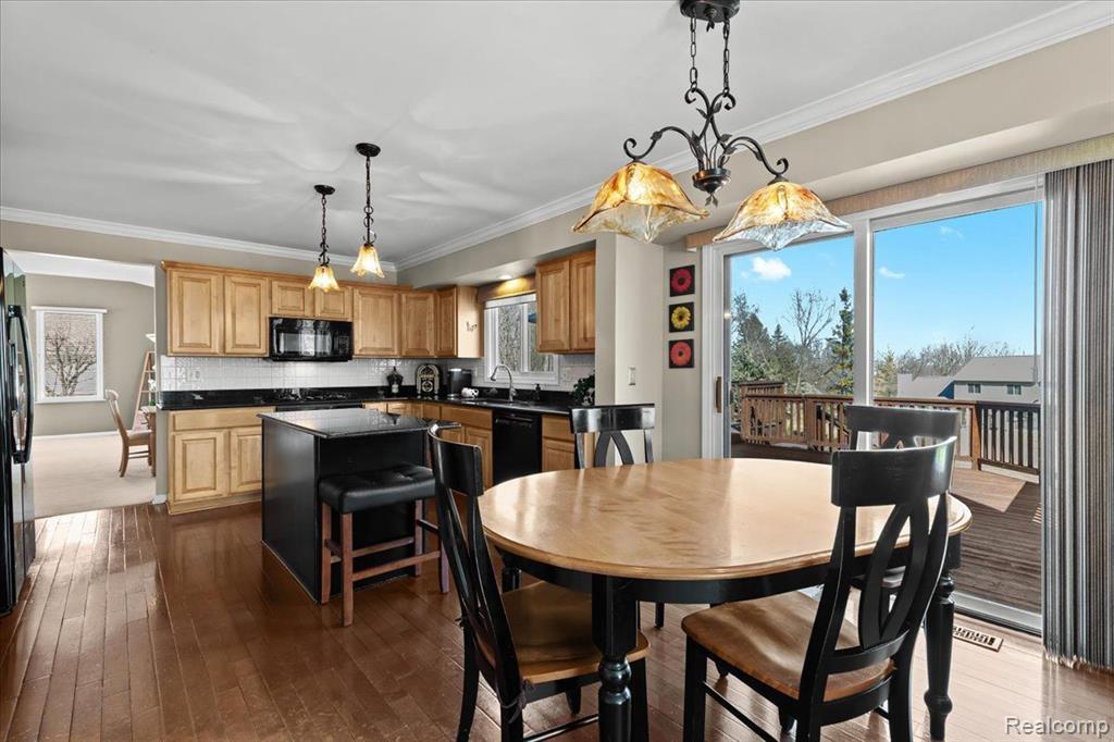57322 HIDDEN TIMBERS Drive, South Lyon, MI 48178 — Photo 15