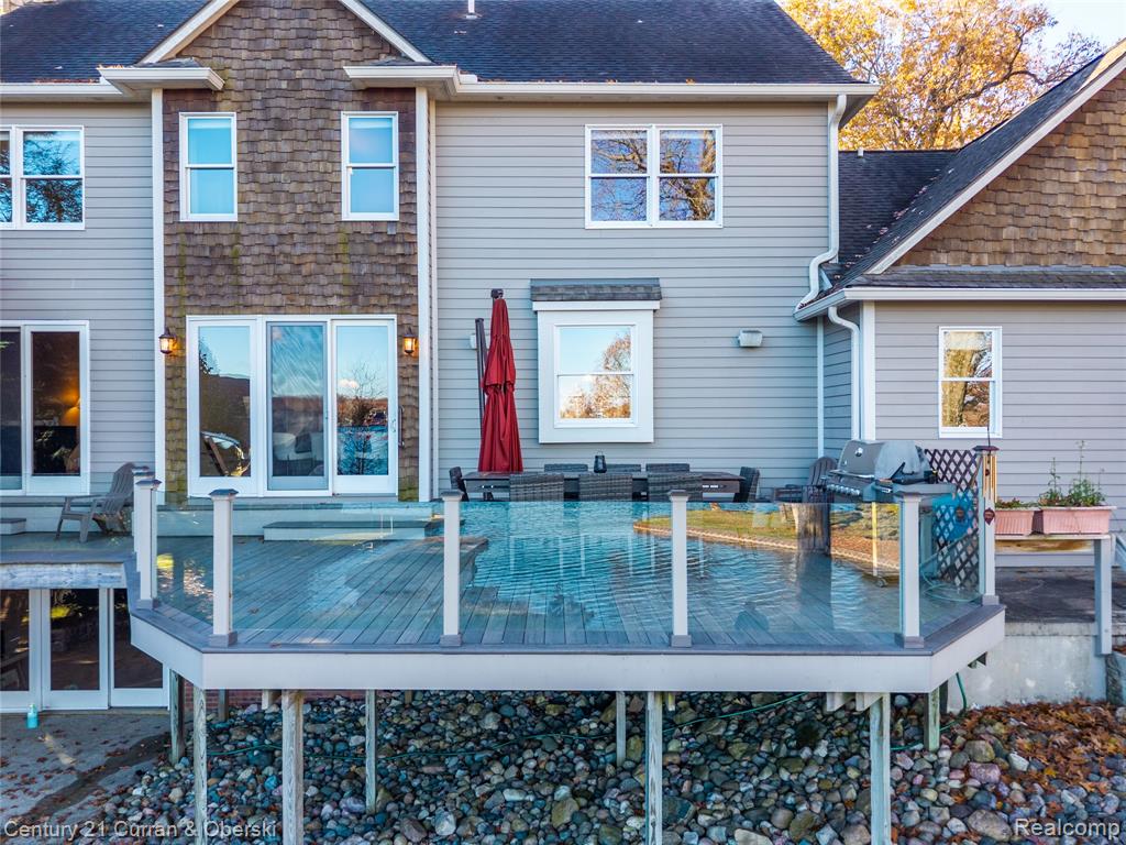 8308 Peninsular Drive, Fenton, MI 48430 — Photo 48
