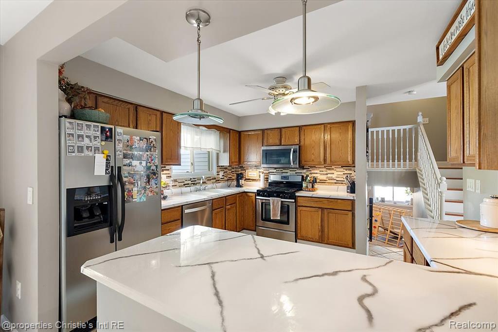 15900 Cumberland Street, Riverview, MI 48193 — Photo 19