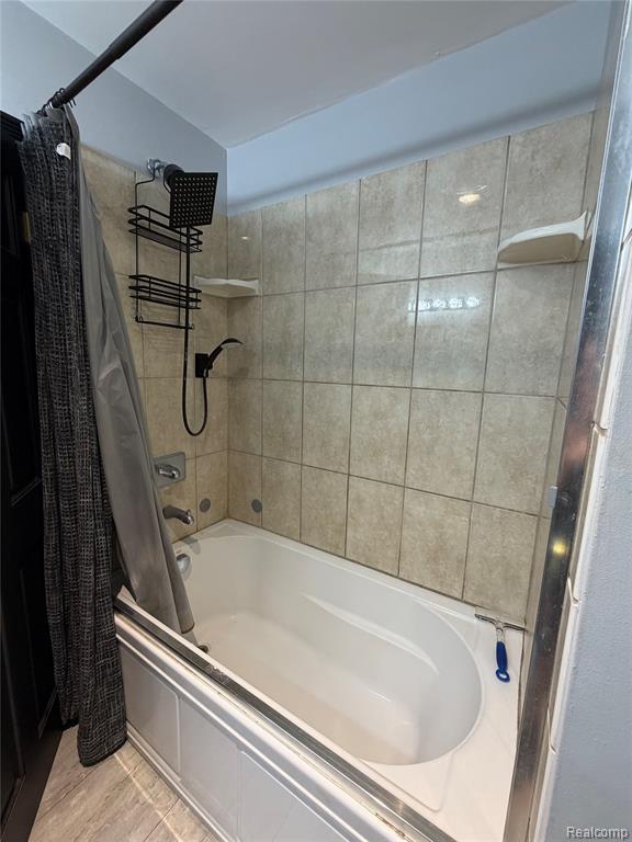 6798 Saline Drive, Waterford, MI 48329 — Photo 19