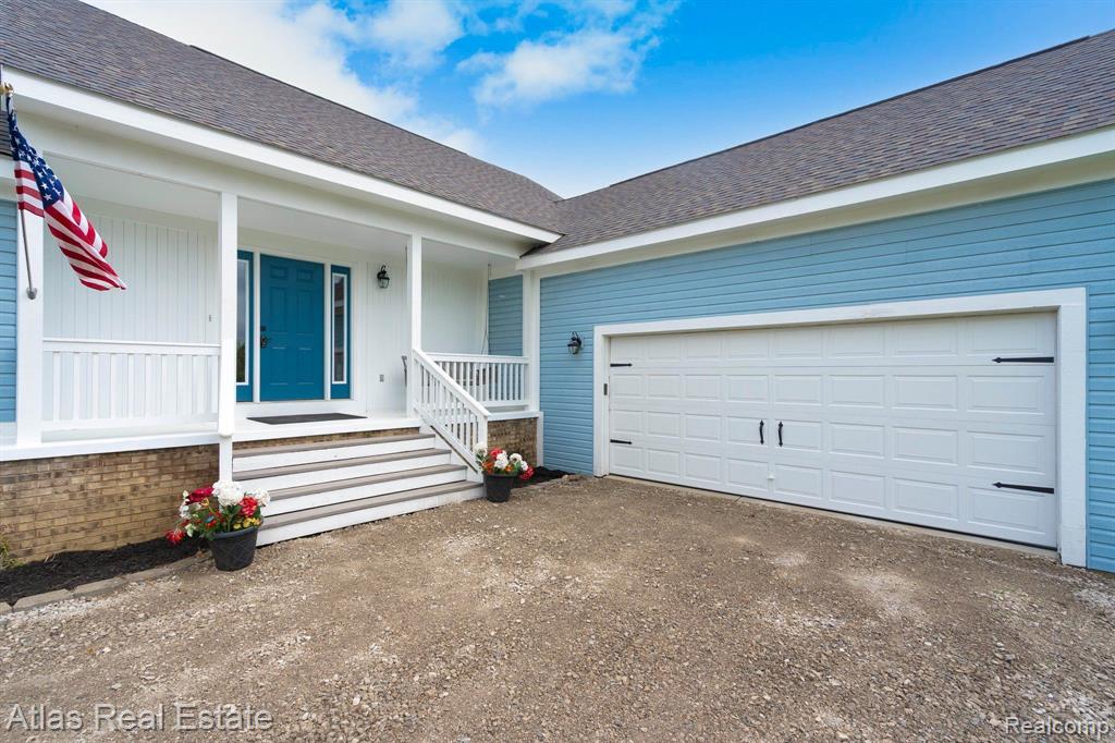 7371 BURPEE Road, Grand Blanc, MI 48439 — Photo 10