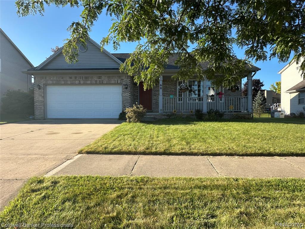 60 Old Carriage Lane, Lapeer, MI 48446 — front exterior